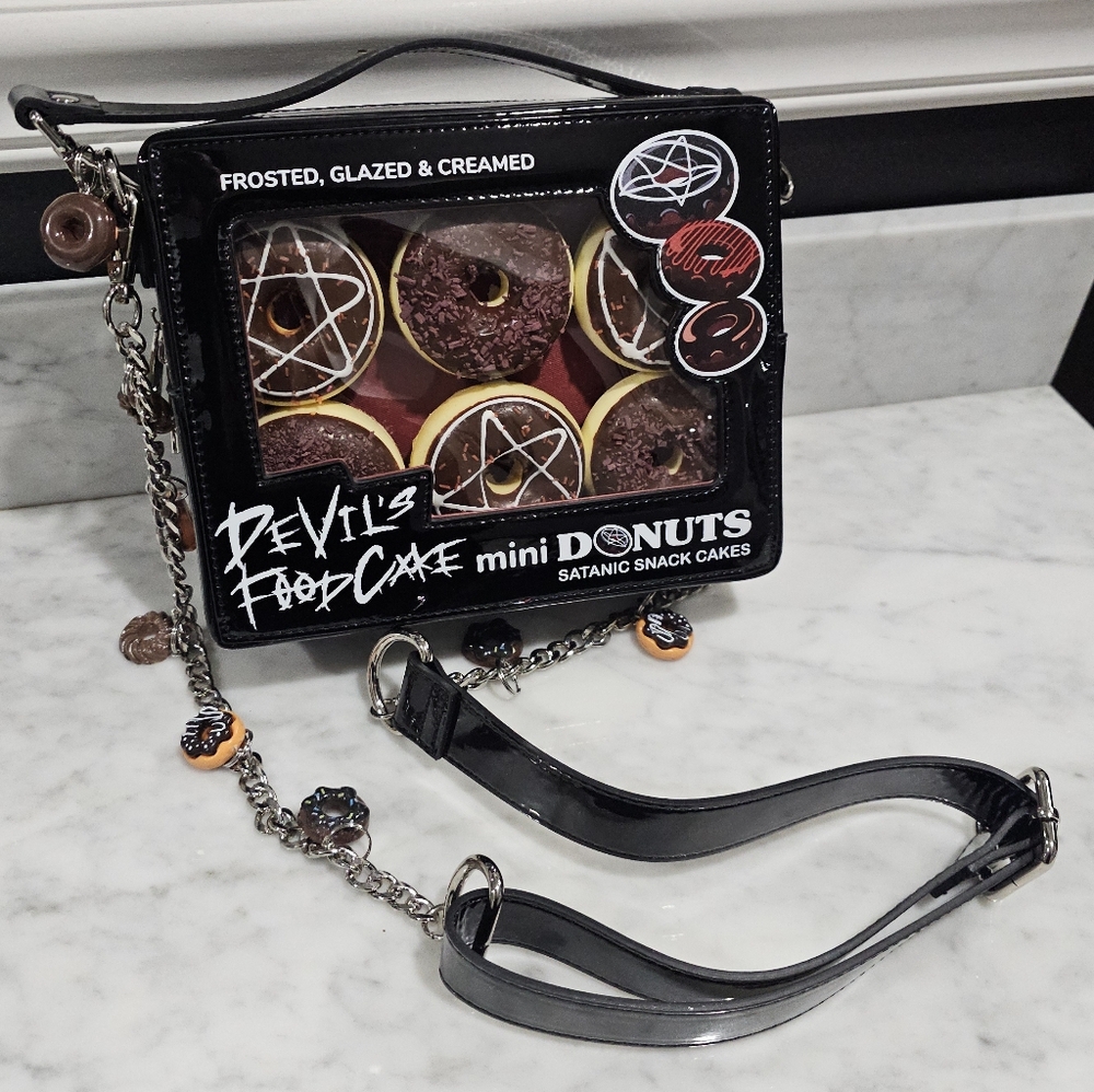 Unique Goth Pentagram Pentacle Devil's Food Cake Black Mini Donut Box Bag Purse - Picture 9 of 14